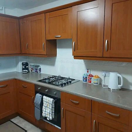 2 Bedroom Apartment Exhall Εξωτερικό φωτογραφία