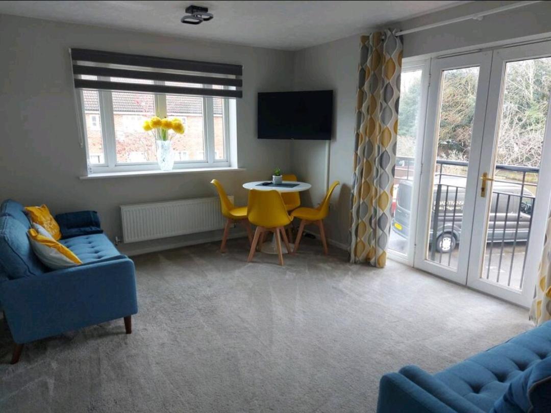 2 Bedroom Apartment Exhall Εξωτερικό φωτογραφία