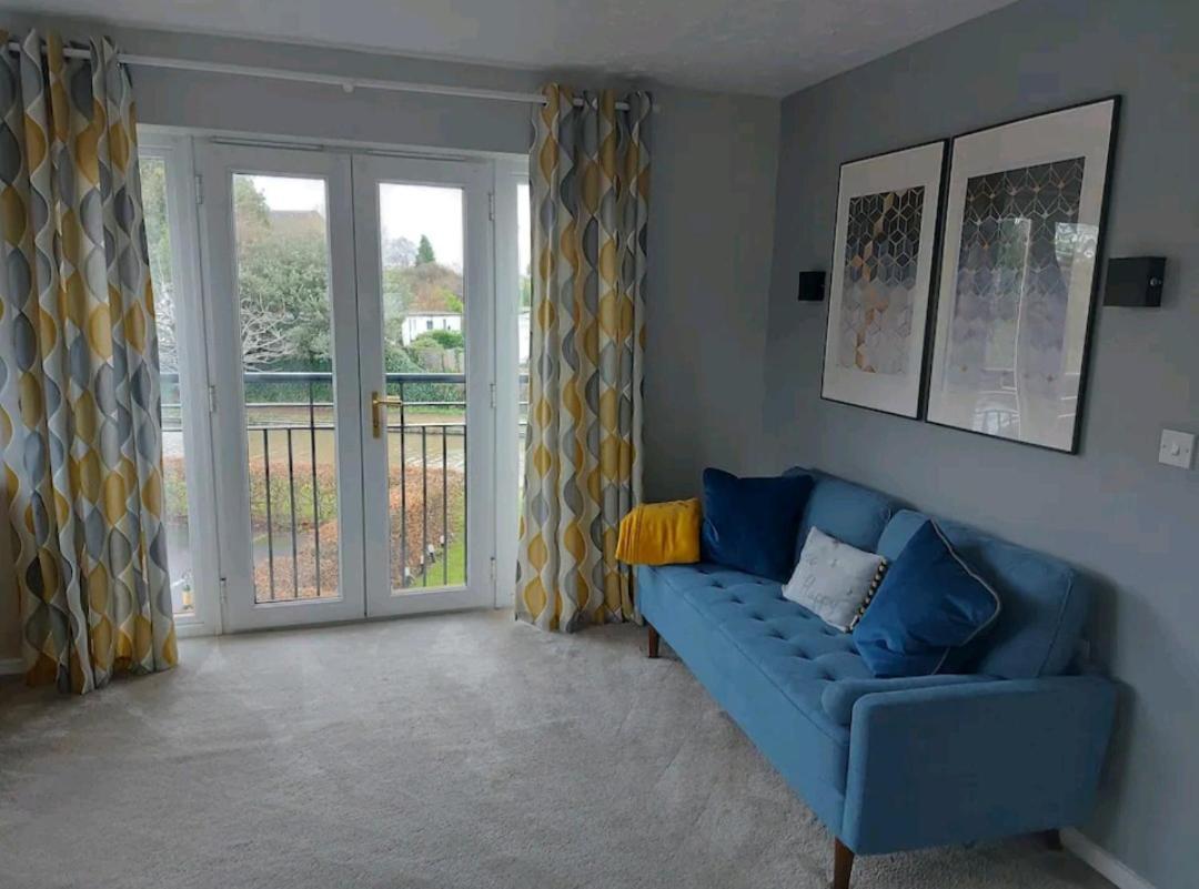 2 Bedroom Apartment Exhall Εξωτερικό φωτογραφία